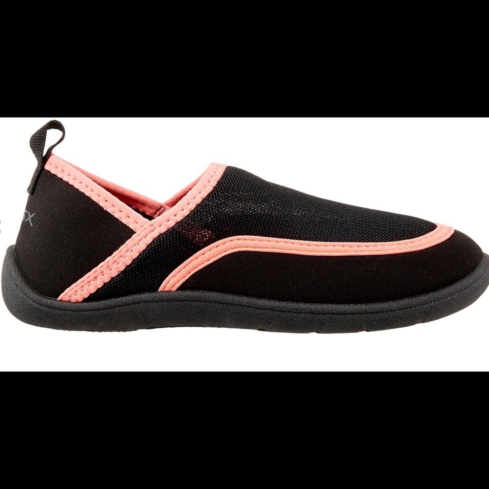 DBX Lightweight Black/Peach Water Shoes